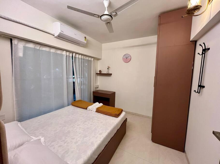 La Valentine 1 Bhk Apartment Mumbai Exterior photo